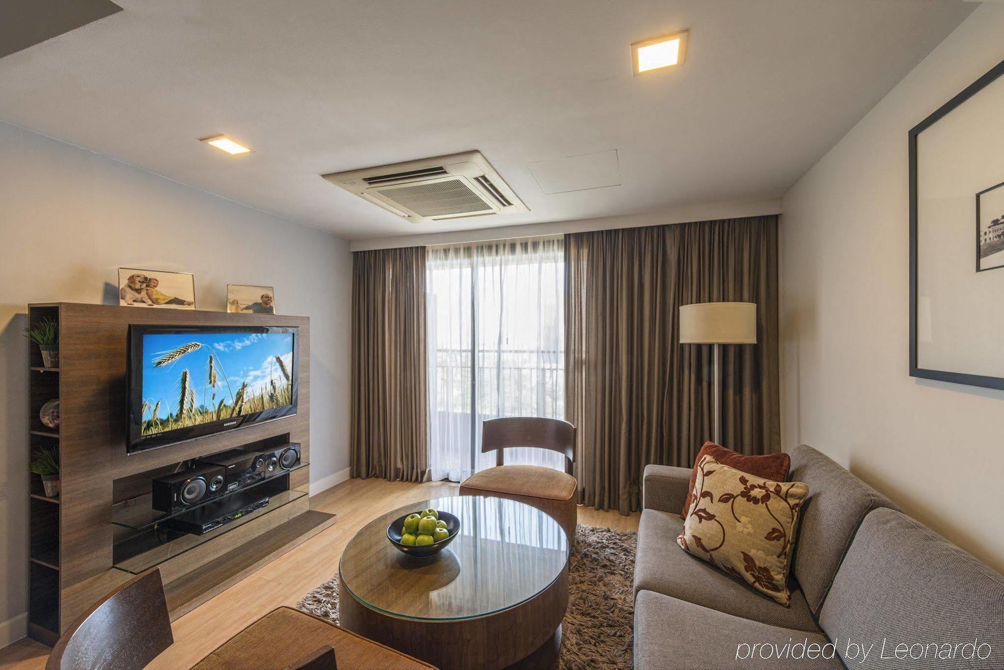 Somerset Liang Court Singapore Exterior foto
